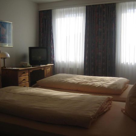 Neustaedter Hof Hotel Garni Neustadt am Rübenberge エクステリア 写真