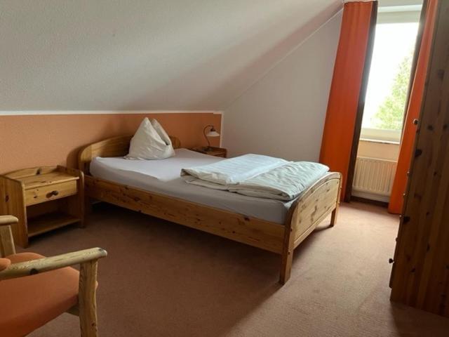 Neustaedter Hof Hotel Garni Neustadt am Rübenberge エクステリア 写真
