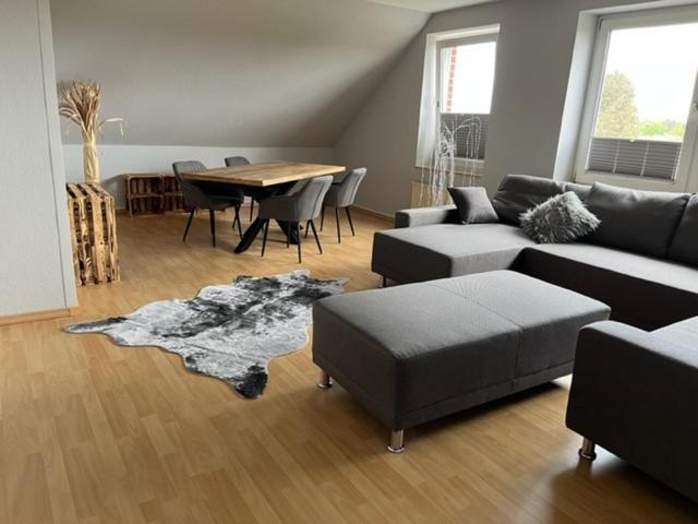 Neustaedter Hof Hotel Garni Neustadt am Rübenberge エクステリア 写真